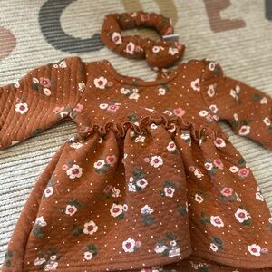 Catherine Malandrino Baby Floral Outfit in Brown and White